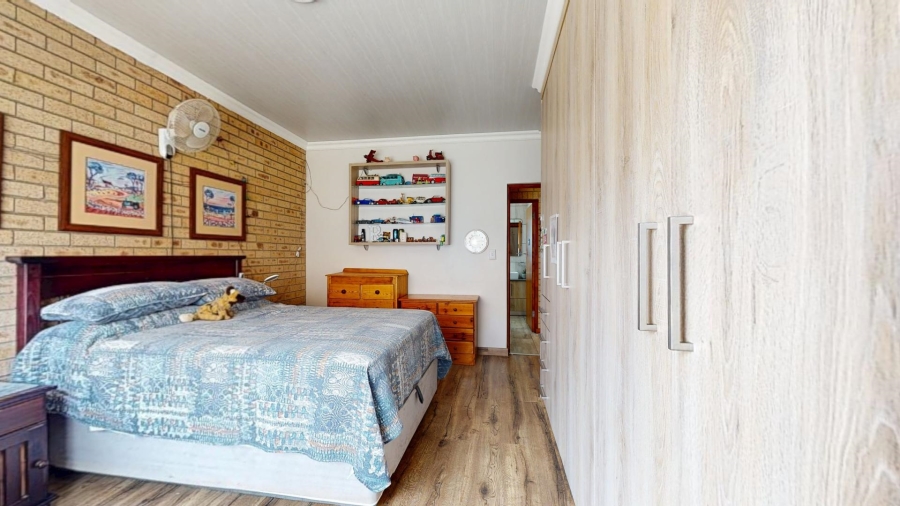 17 Bedroom Property for Sale in Vyfhoek A H North West